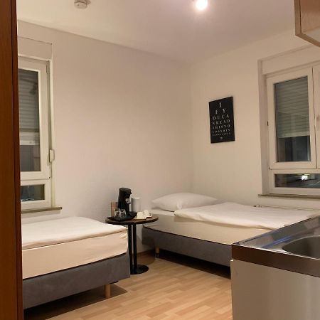 City Studio Am Hauptbahnhof Apartamento Heilbronn Exterior foto